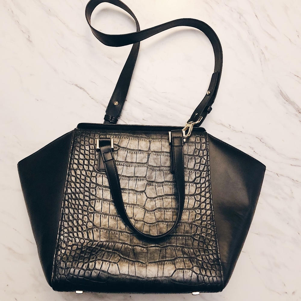 H&M Black Crocodile Trapeze Handbag 💫